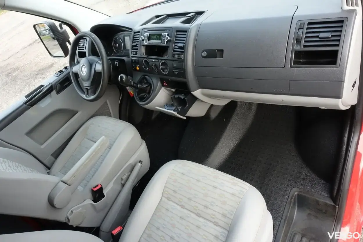 Volkswagen Transporter T5 2.0 103kW