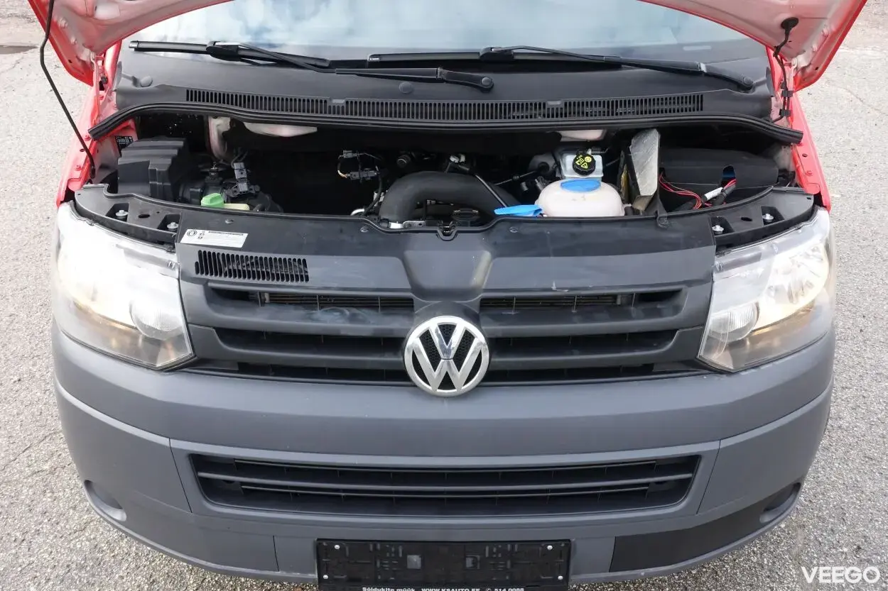 Volkswagen Transporter T5 2.0 103kW