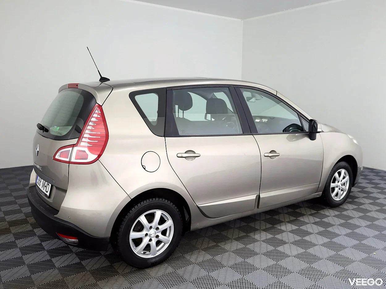 Renault Scenic 1.6 81kW