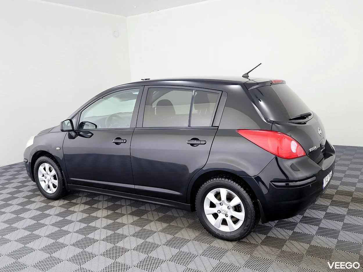 Nissan Tiida 1.6 81kW