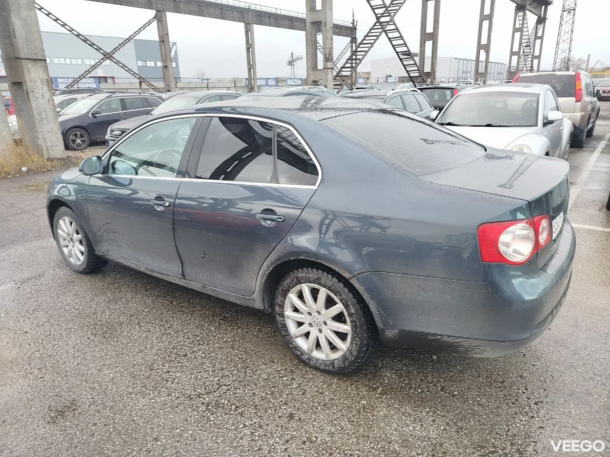 Volkswagen Jetta 1.6 85kW