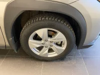 Lexus UX 250h - 132kW thumbnail