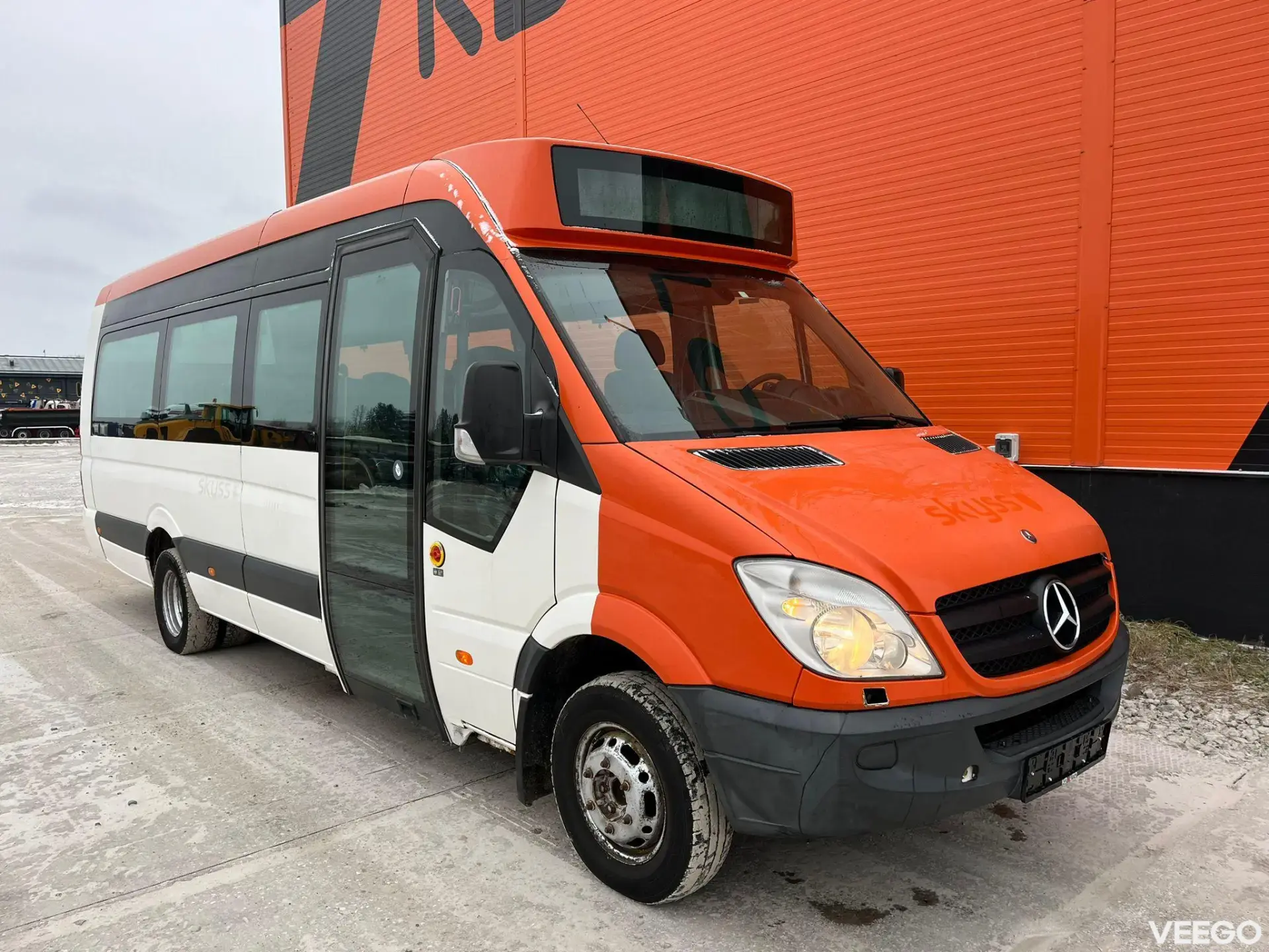 Mercedes-Benz SPRINTER 515 CDI 20 + 1 SEATS / AC 110kW