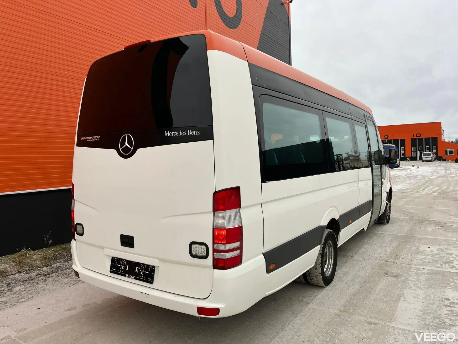 Mercedes-Benz SPRINTER 515 CDI 20 + 1 SEATS / AC 110kW