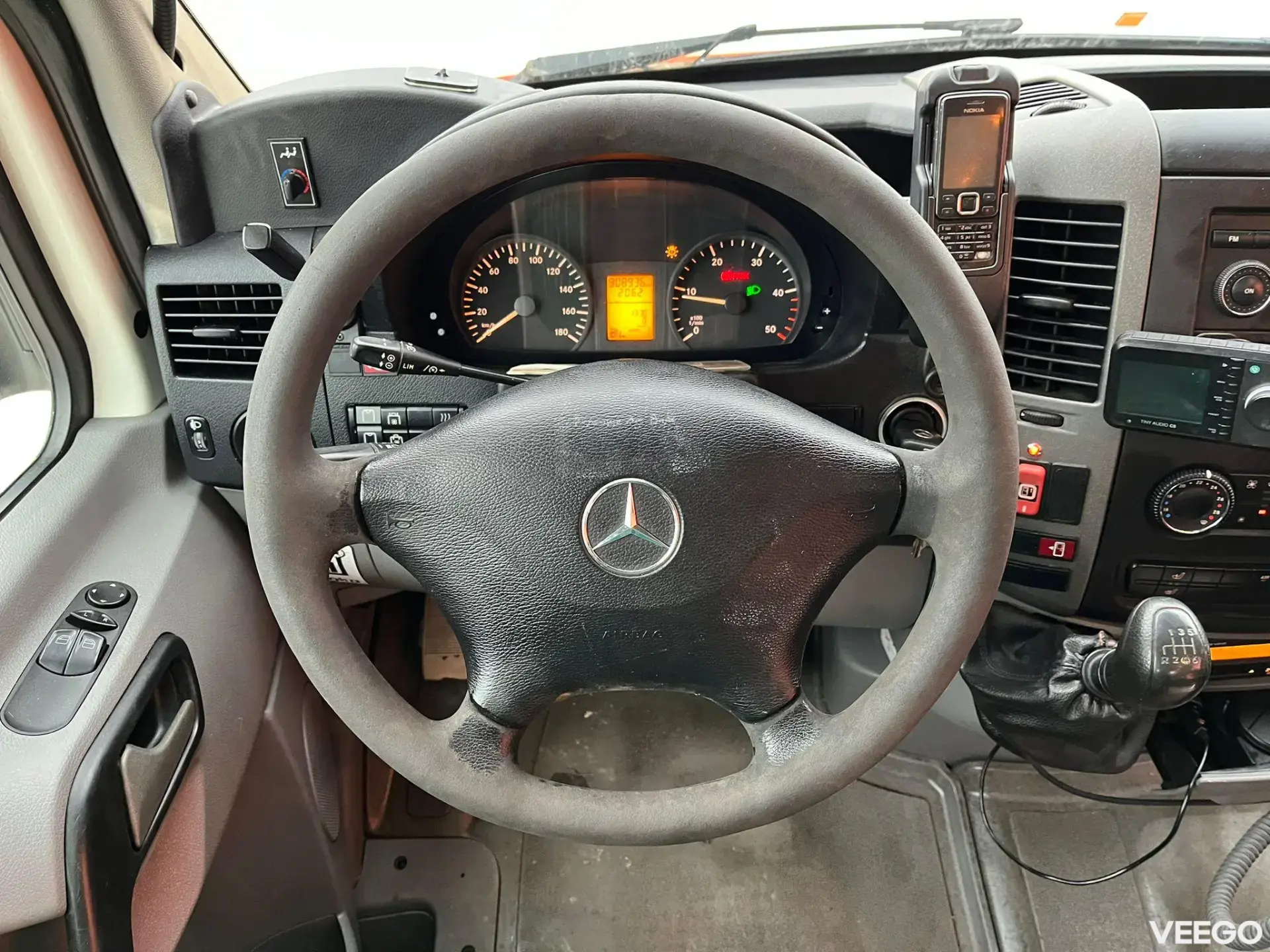 Mercedes-Benz SPRINTER 515 CDI 20 + 1 SEATS / AC 110kW