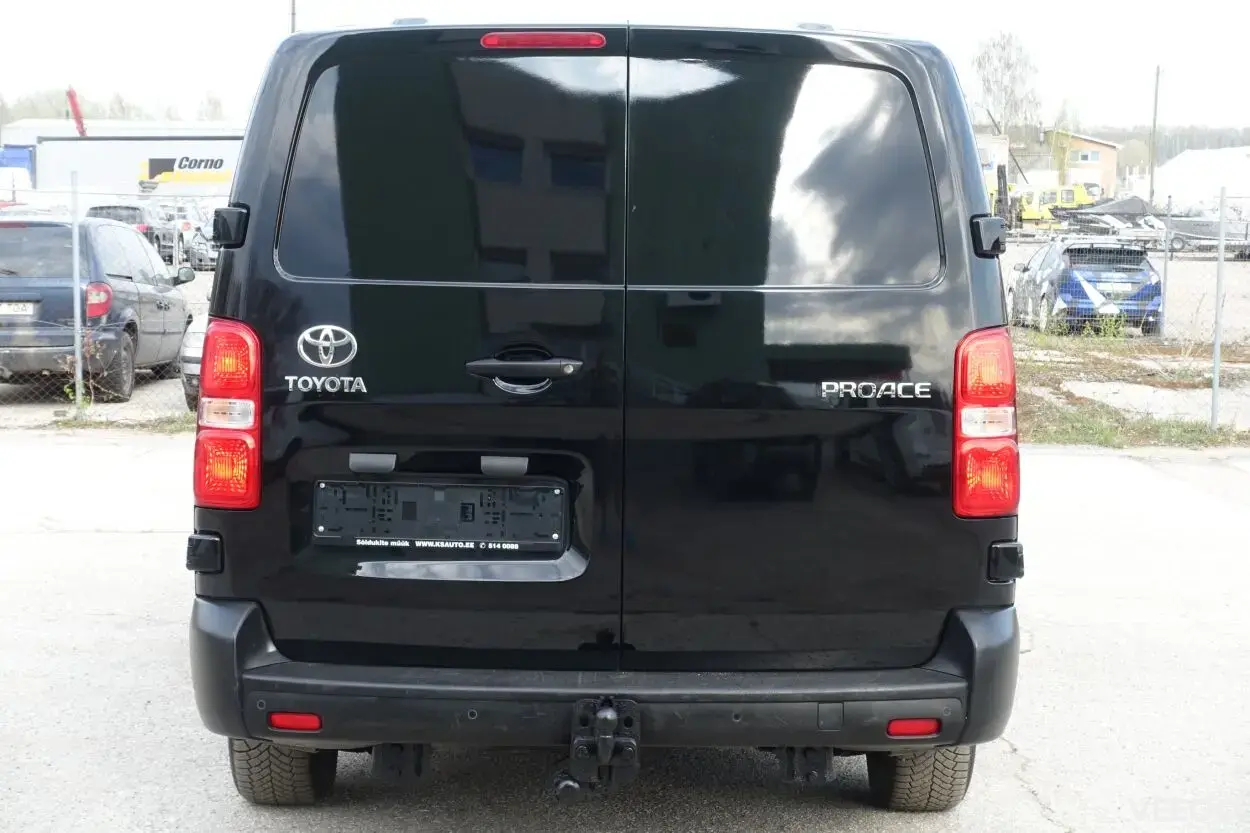 Toyota Proace ExtraLong L3H1 2.0 90kW
