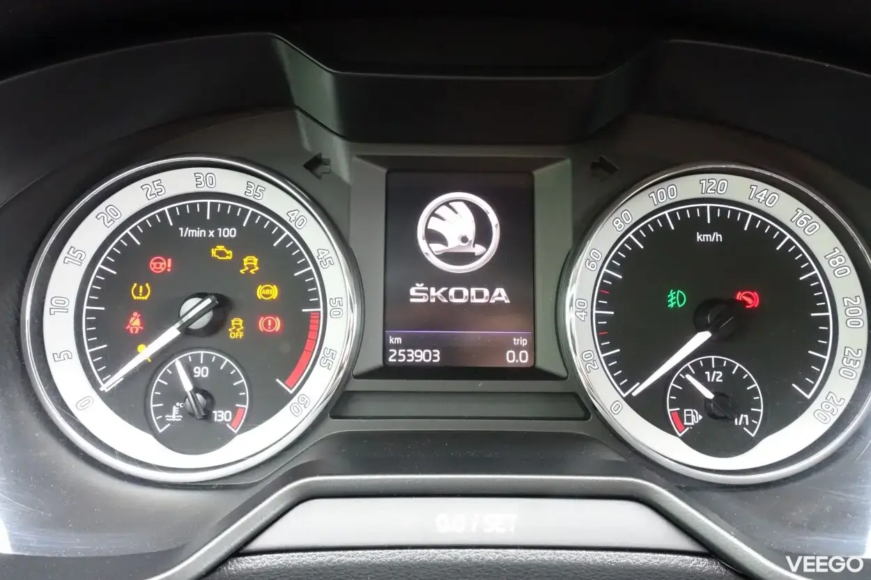 Skoda Octavia Combi 2.0 110kW