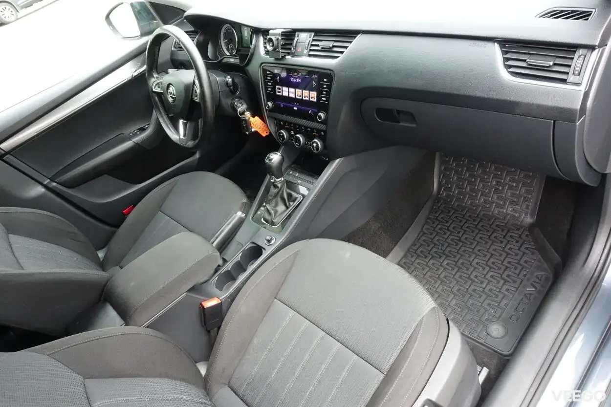 Skoda Octavia Combi 2.0 110kW