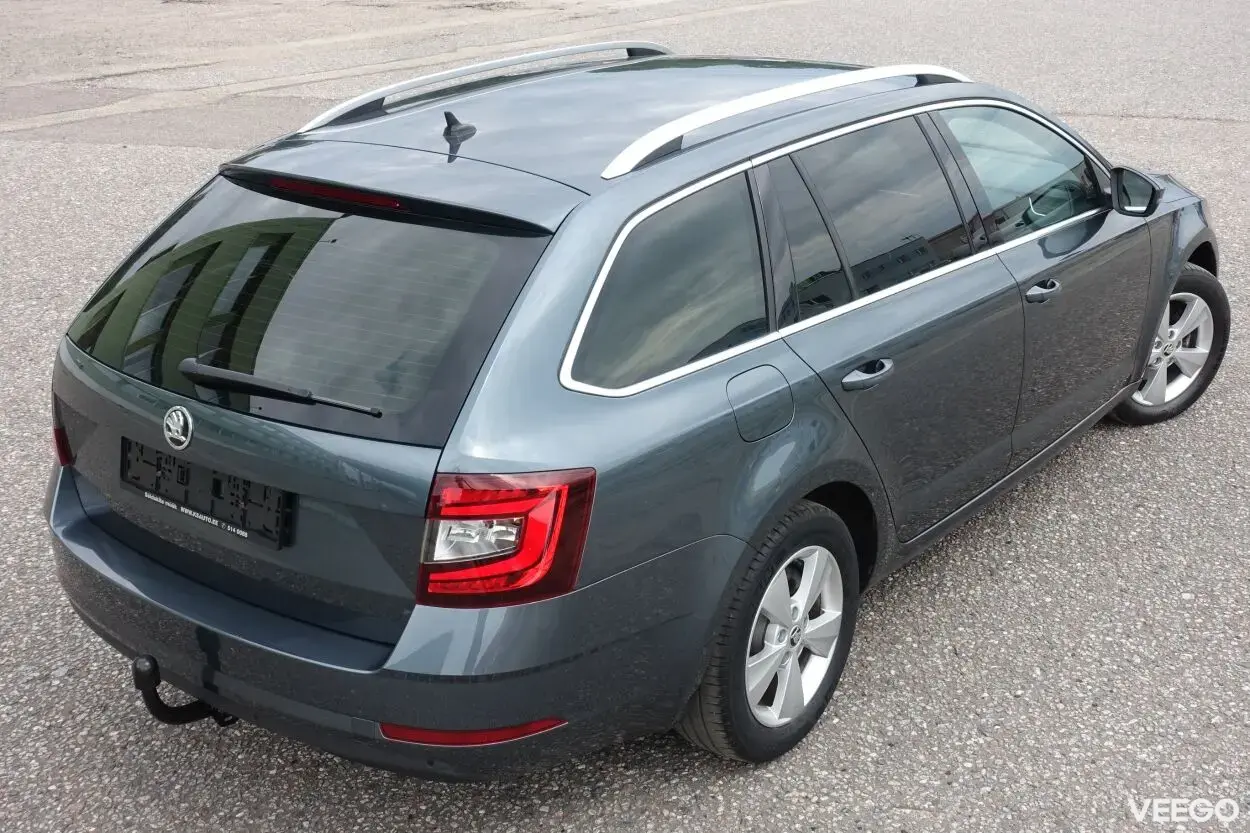 Skoda Octavia Combi 2.0 110kW
