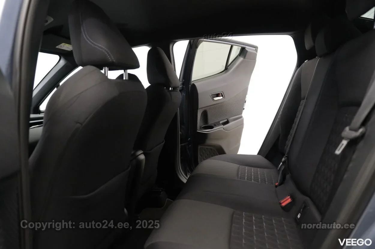 Toyota C-HR Style Hybrid Facelift 1.8 72kW