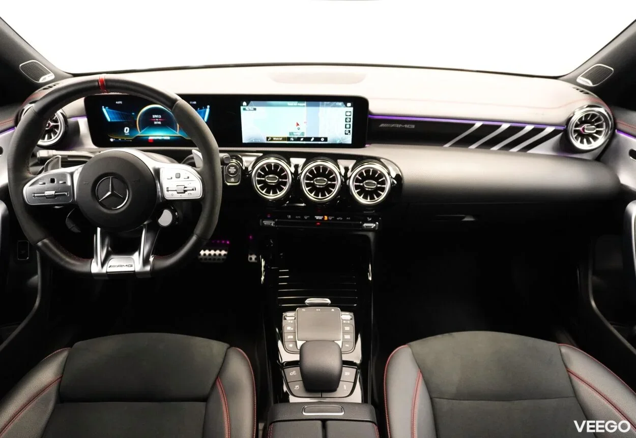 Mercedes-Benz CLA45 AMG 4Matic+ Coupe 2 285kW