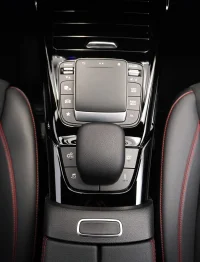 Mercedes-Benz CLA45 AMG 4Matic+ Coupe 2 285kW thumbnail