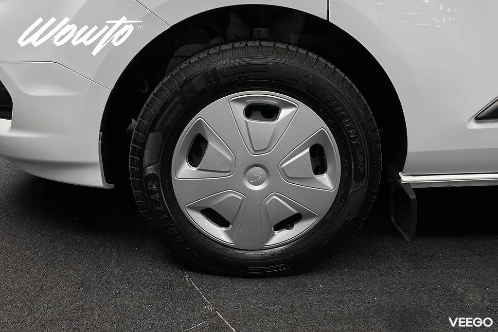 Ford Transit Transit Custom 340 2.0 130HK L2 3-Sits /V-Inredd /Moms 96kW