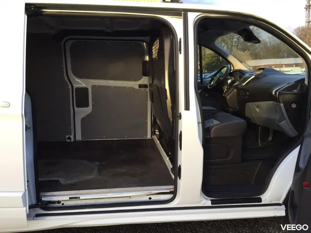 Ford Transit Custom Long 290 2.2 125kW