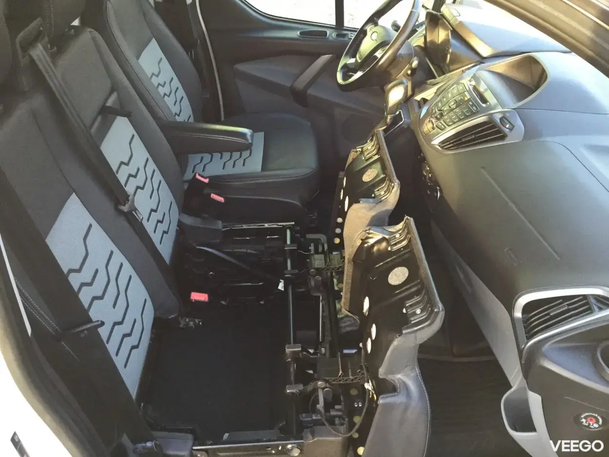 Ford Transit Custom Long 290 2.2 125kW