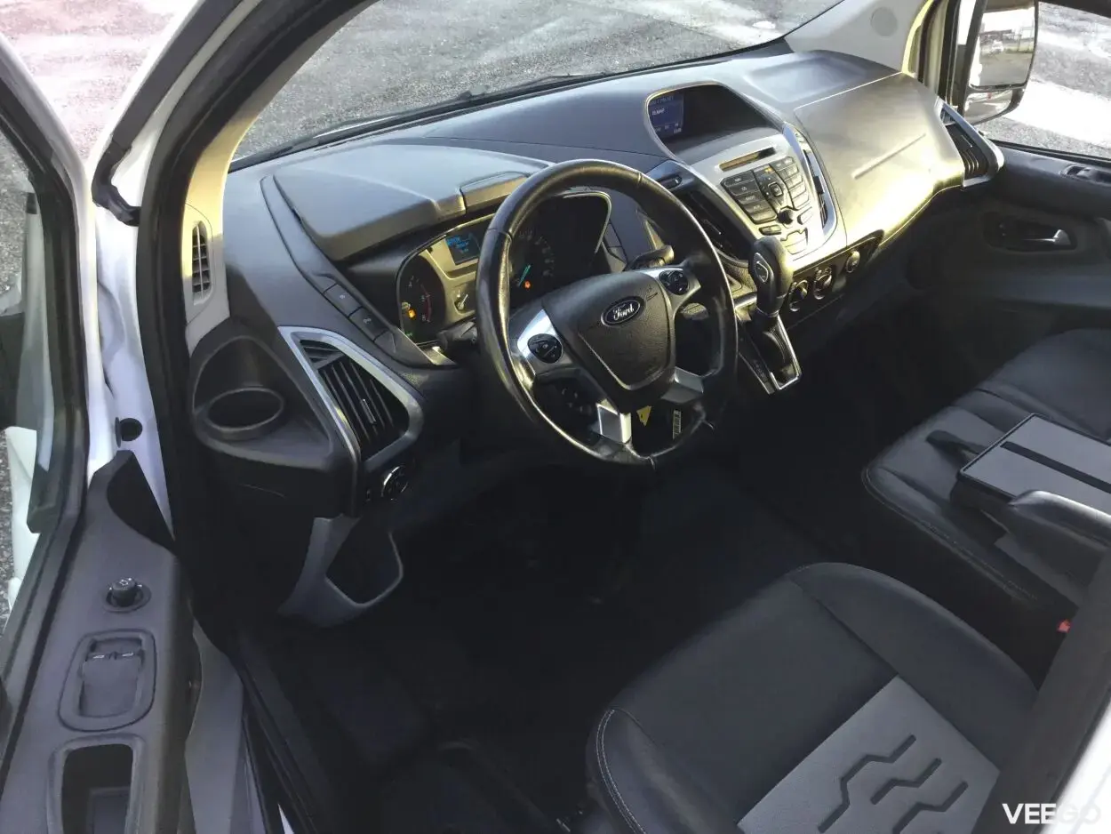 Ford Transit Custom Long 290 2.2 125kW