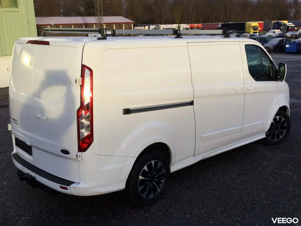 Ford Transit Custom Long 290 2.2 125kW