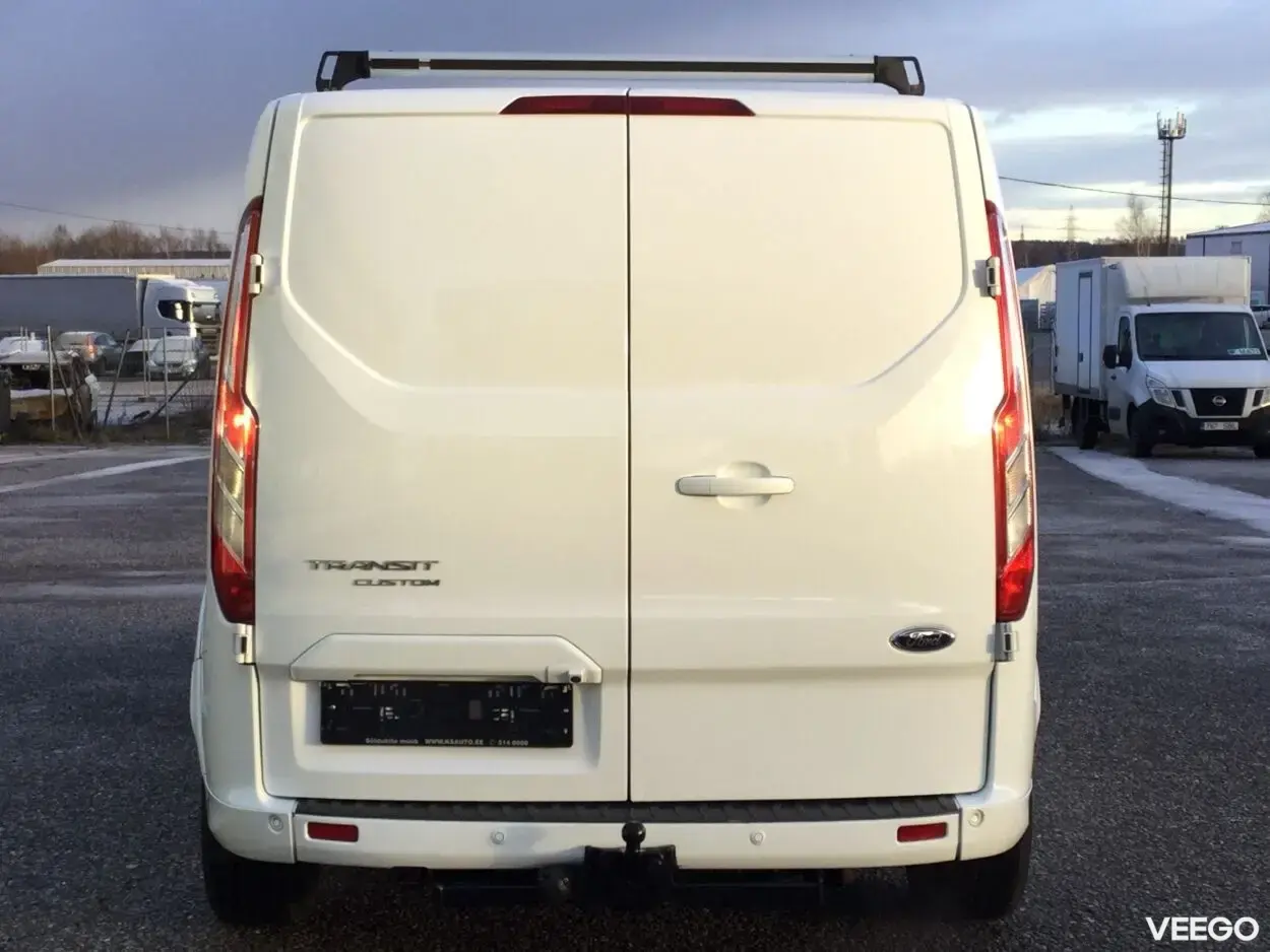 Ford Transit Custom Long 290 2.2 125kW