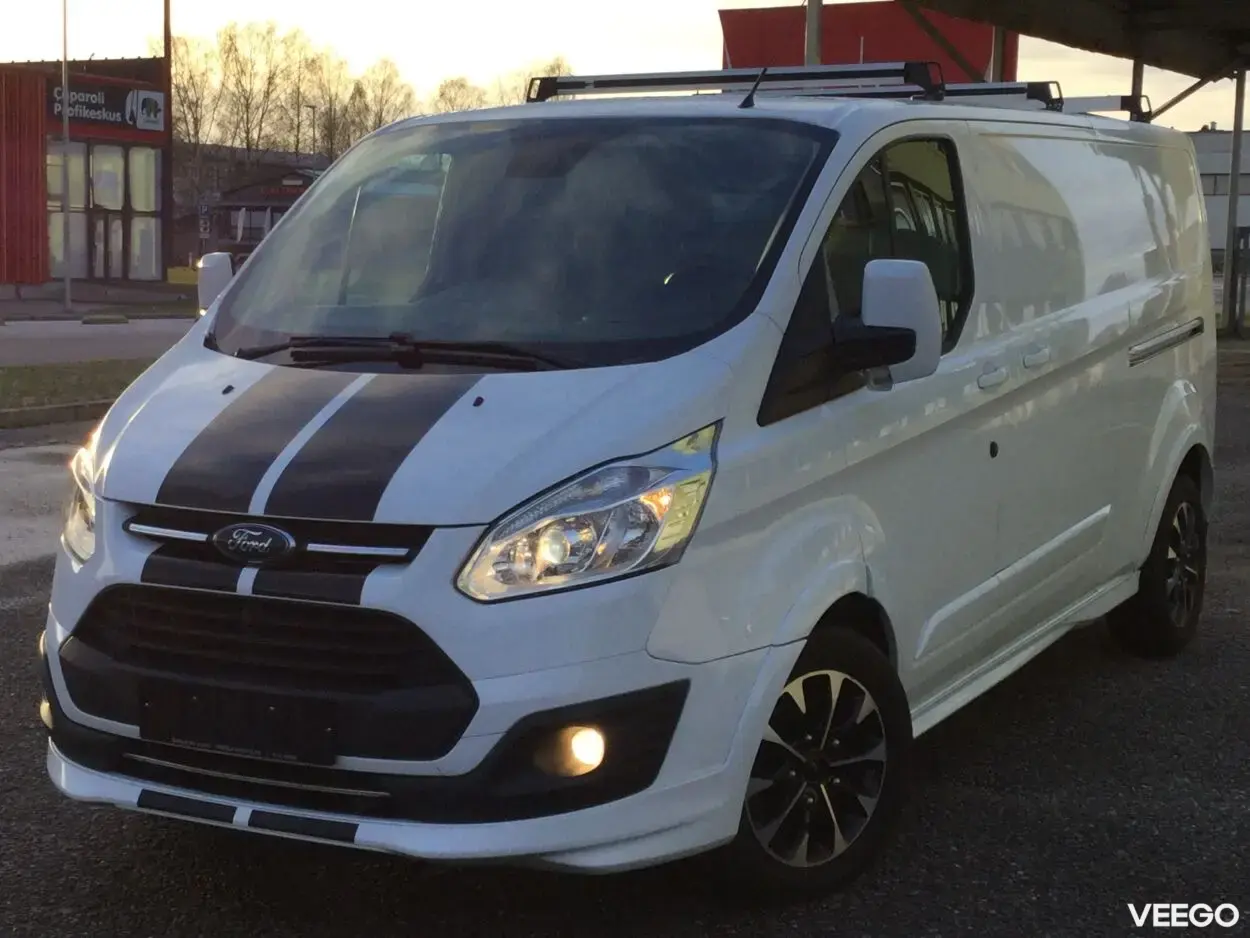 Ford Transit Custom Long 290 2.2 125kW