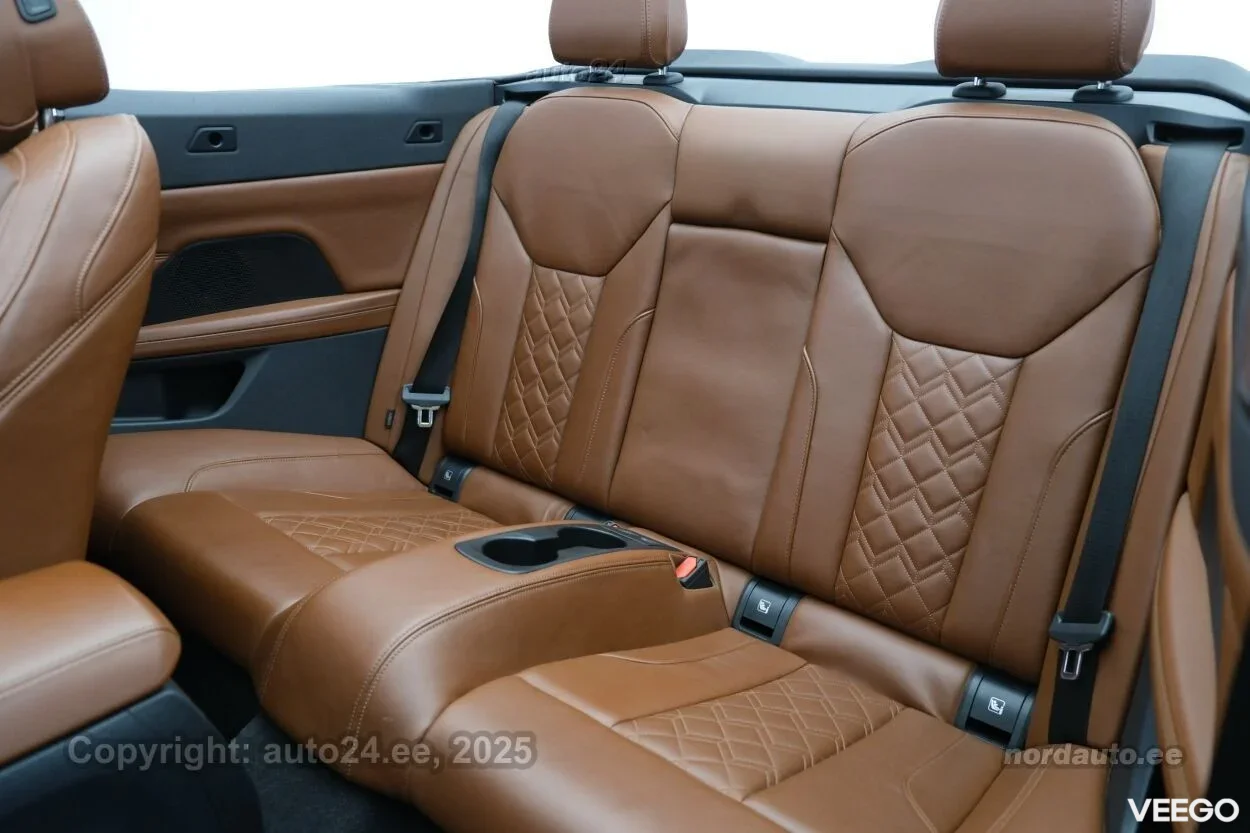 BMW 420 i Cabrio M Sportpakett 2 135kW