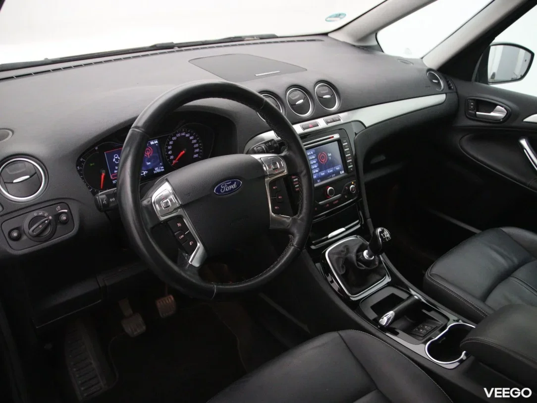 Ford Galaxy 1.6 118kW