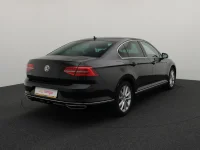 Volkswagen Passat 1.4 160kW thumbnail
