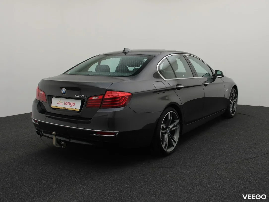 BMW 528 2 180kW