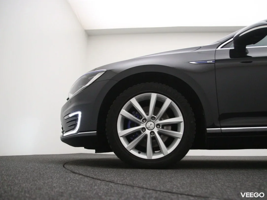 Volkswagen Passat 1.4 160kW