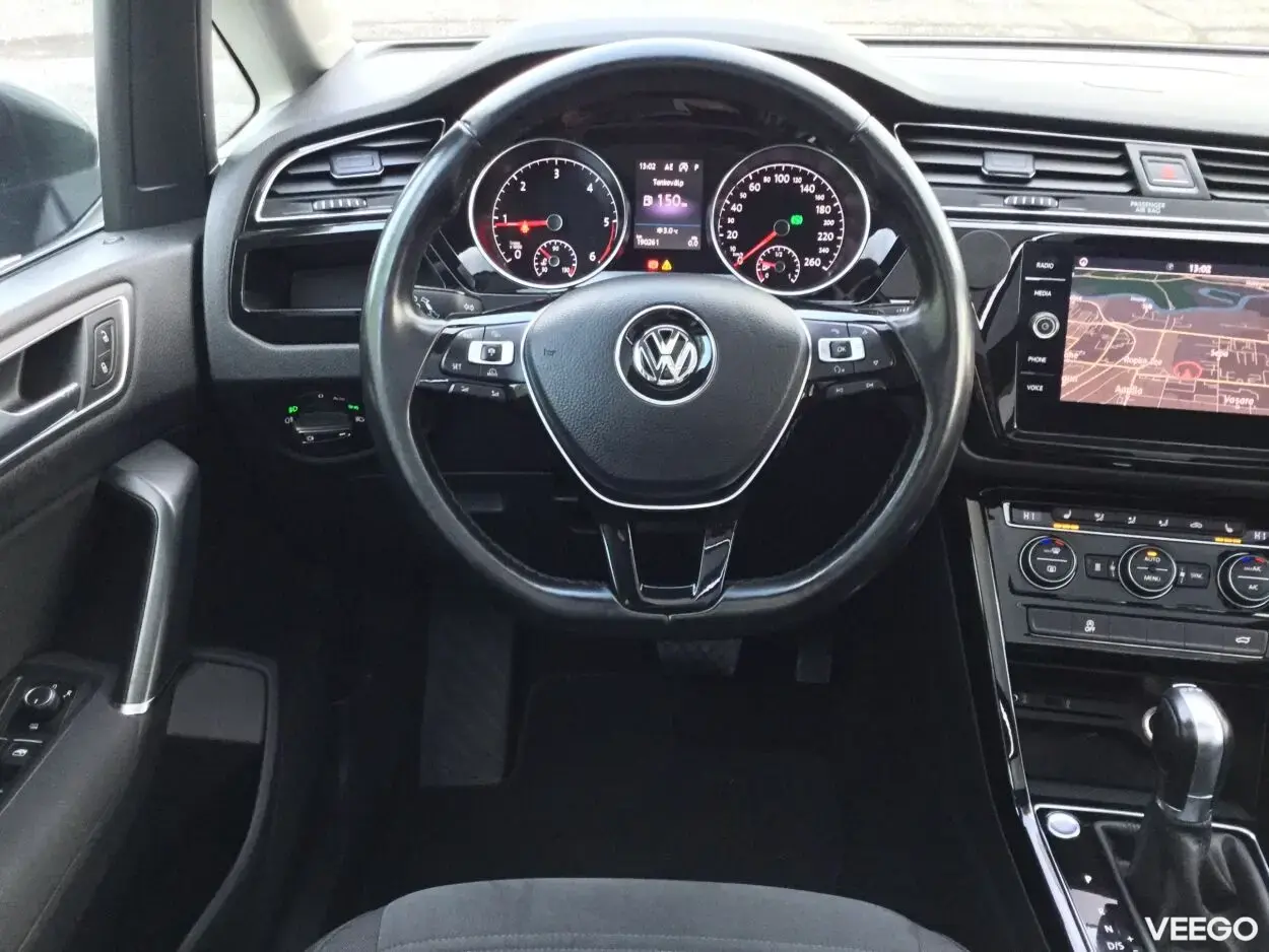 Volkswagen Touran Highline 2.0 110kW