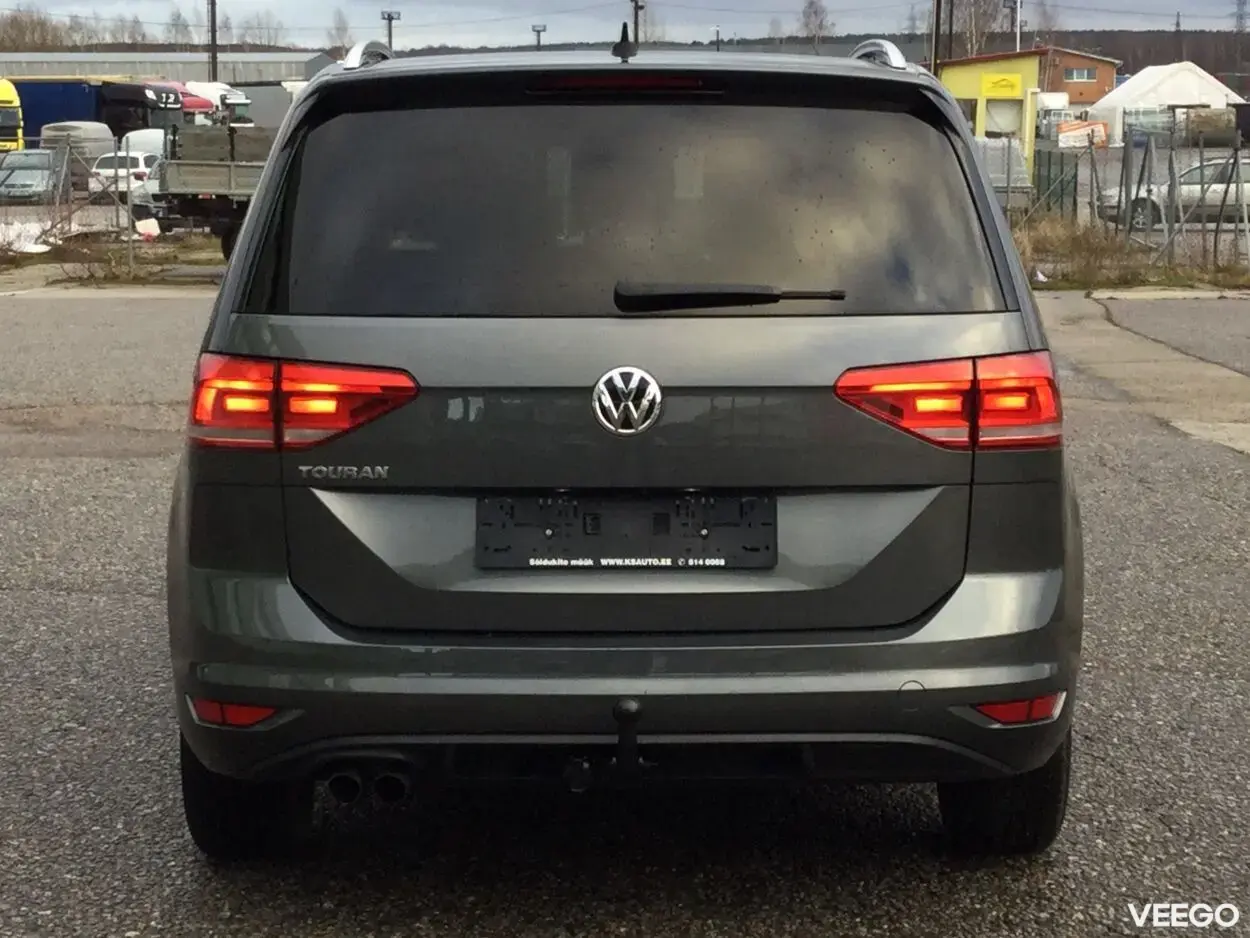 Volkswagen Touran Highline 2.0 110kW