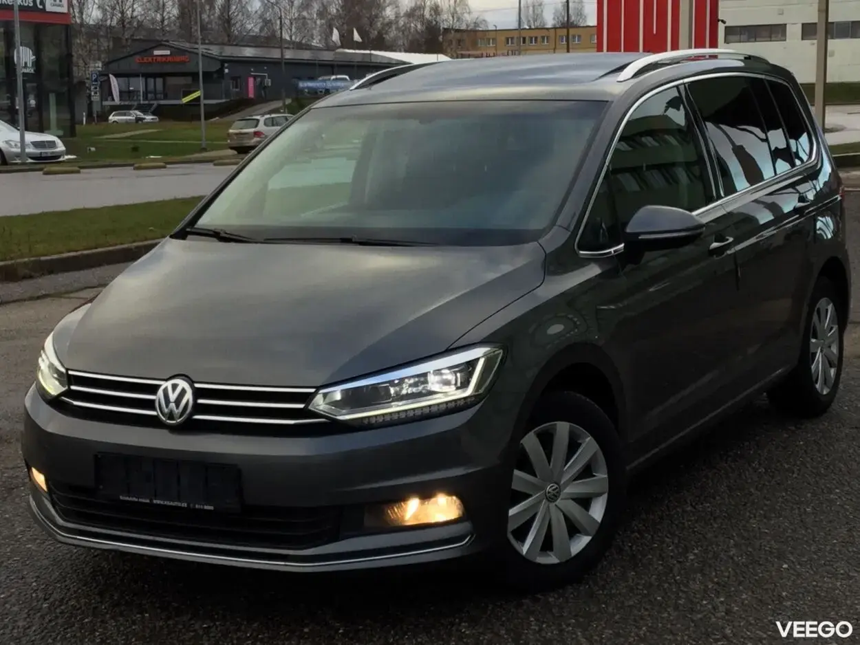 Volkswagen Touran Highline 2.0 110kW