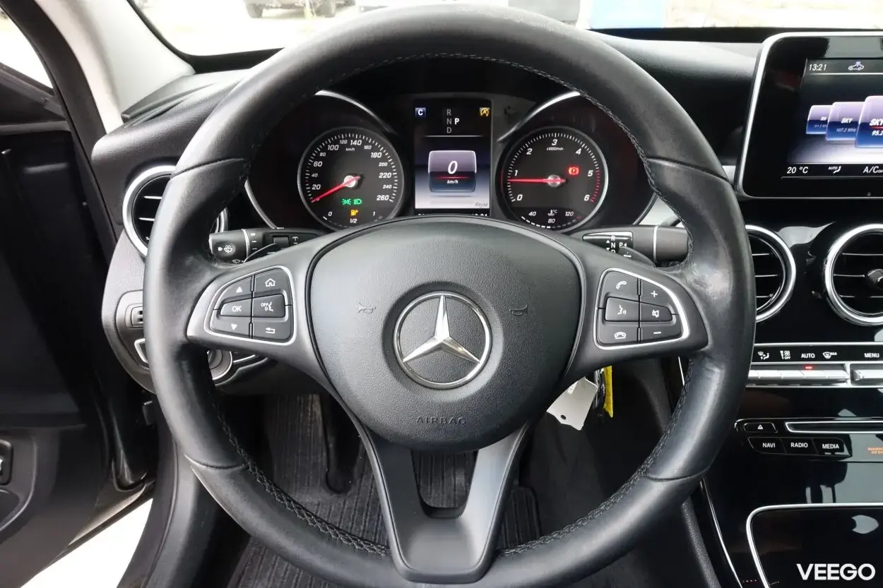Mercedes-Benz C220 Avantgarde 2.1 125kW