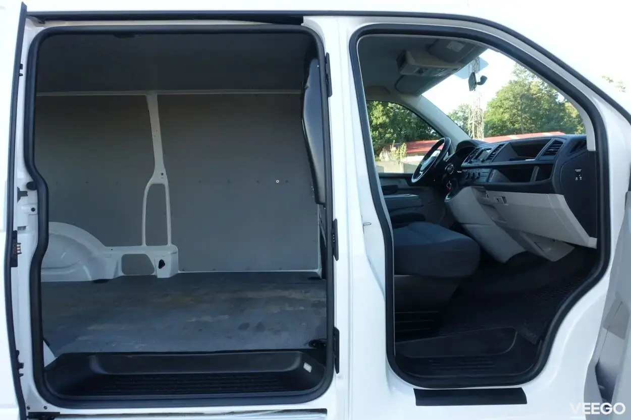 Volkswagen Transporter Long L2H1 2.0 110kW