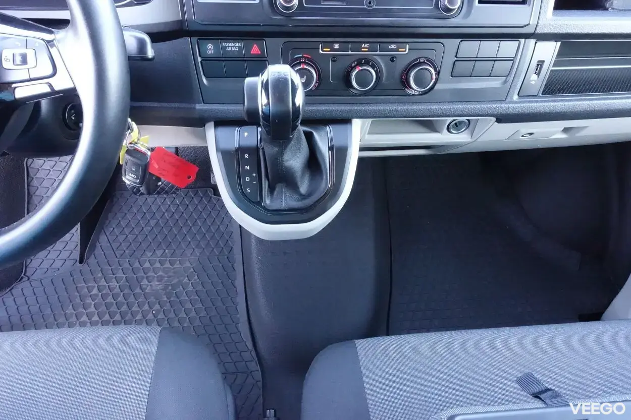 Volkswagen Transporter Long L2H1 2.0 110kW