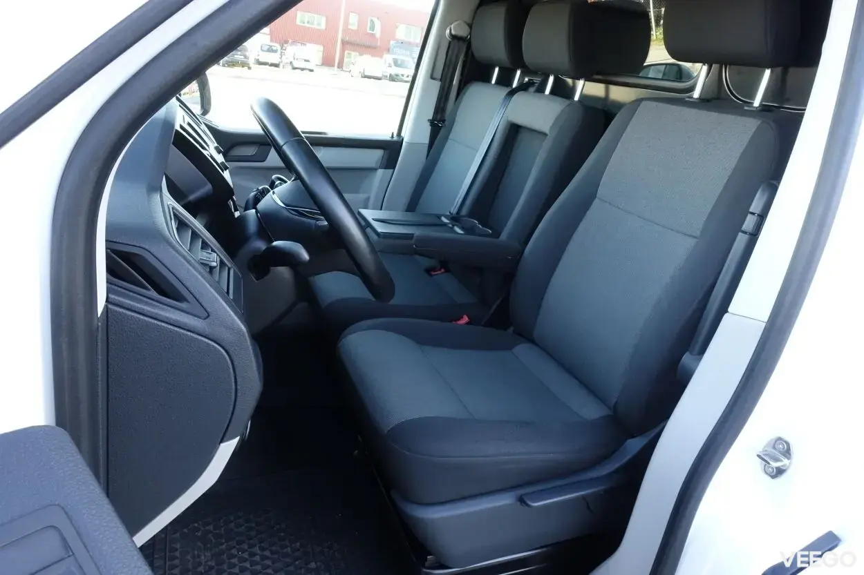 Volkswagen Transporter Long L2H1 2.0 110kW
