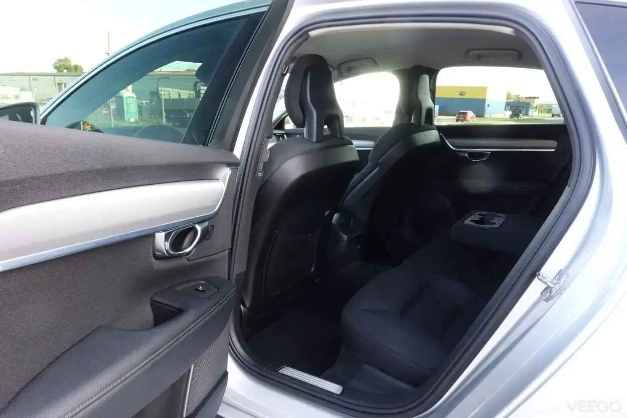 Volvo S90 Momentum 2.0 110kW
