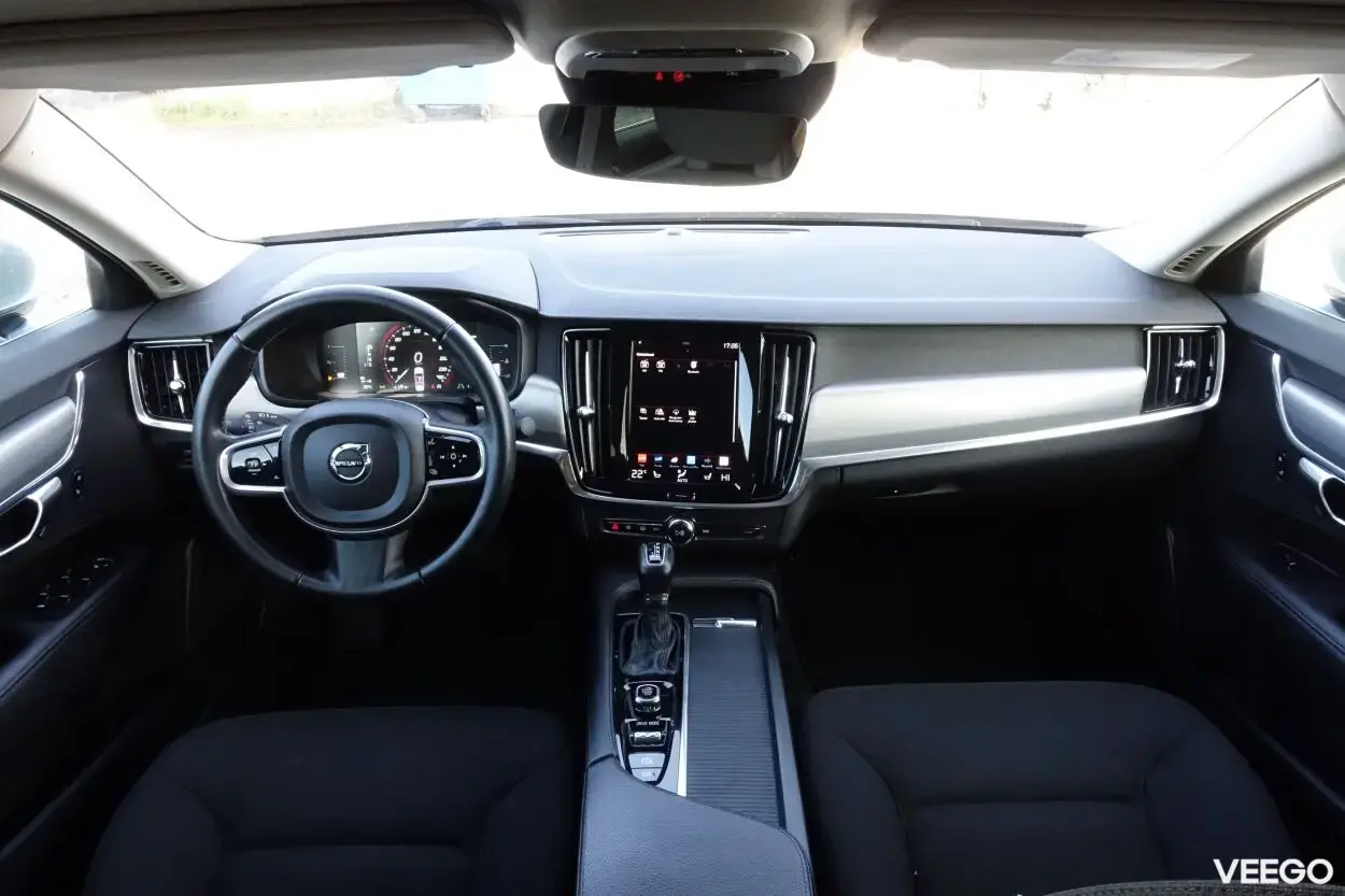 Volvo S90 Momentum 2.0 110kW