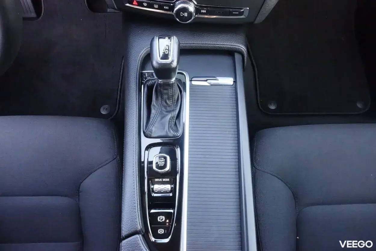 Volvo S90 Momentum 2.0 110kW