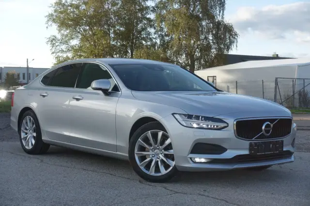 Image of Volvo S90 Momentum 2.0 110kW