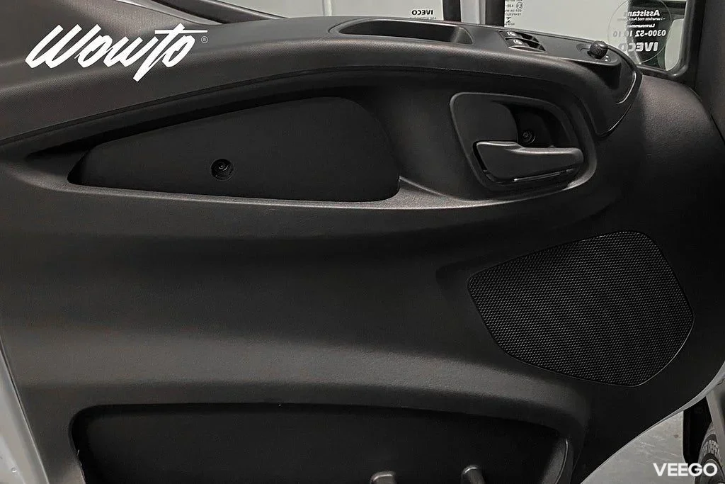 Iveco Daily 35-140 2.3 JTD Hi-Matic 136HK L4H2 3-Sits /Moms 100kW