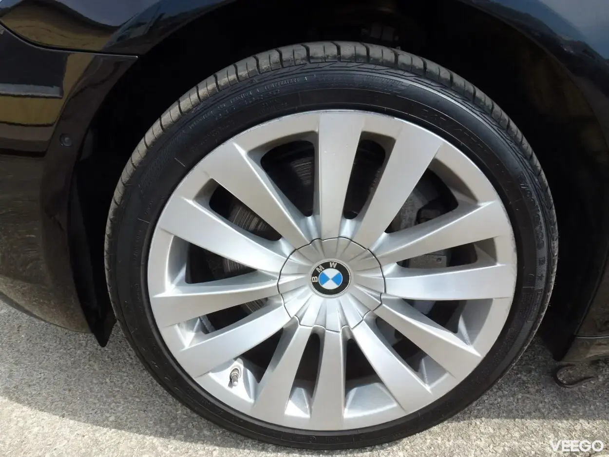 BMW ACTIVEHYBRID 7L 4.4 330kW