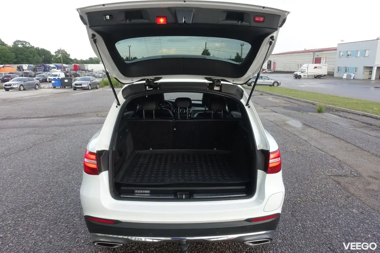 Mercedes-Benz GLC 350 E 4MATIC 2.0 155kW