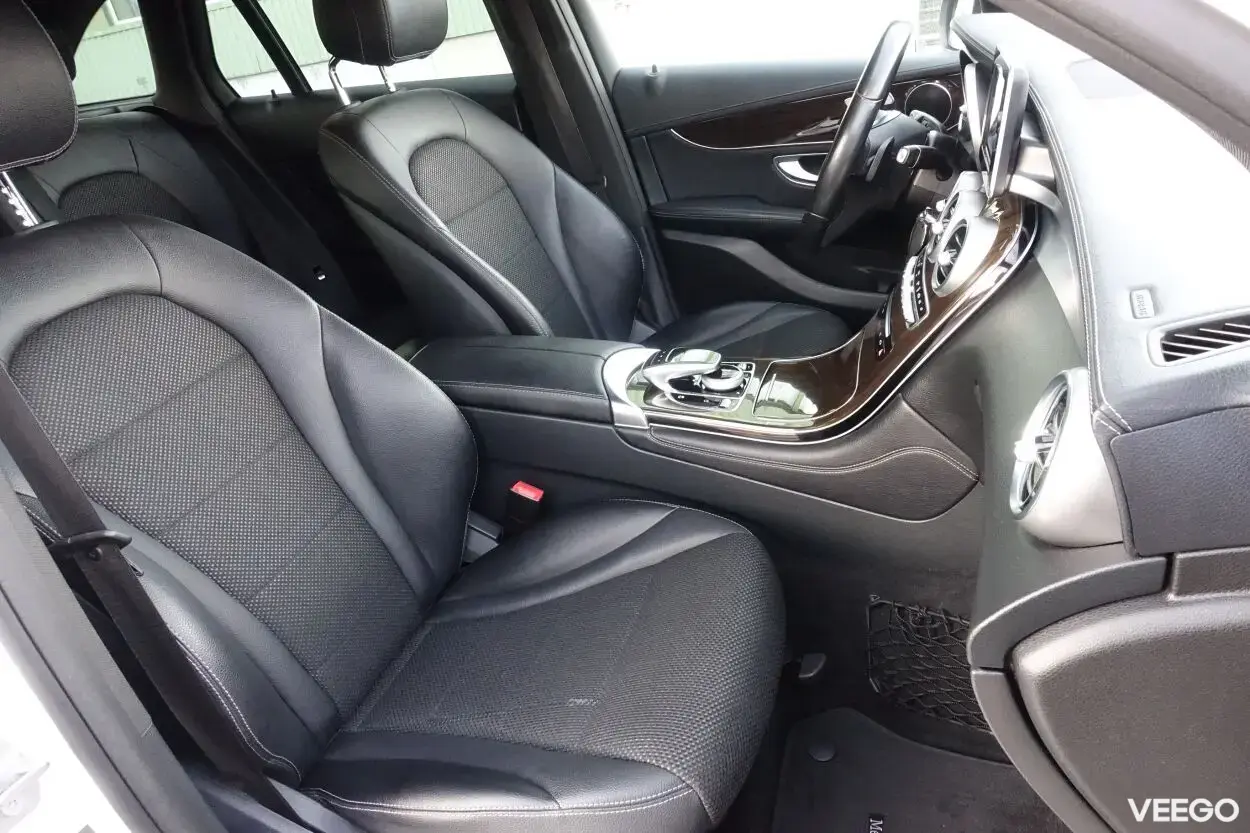 Mercedes-Benz GLC 350 E 4MATIC 2.0 155kW