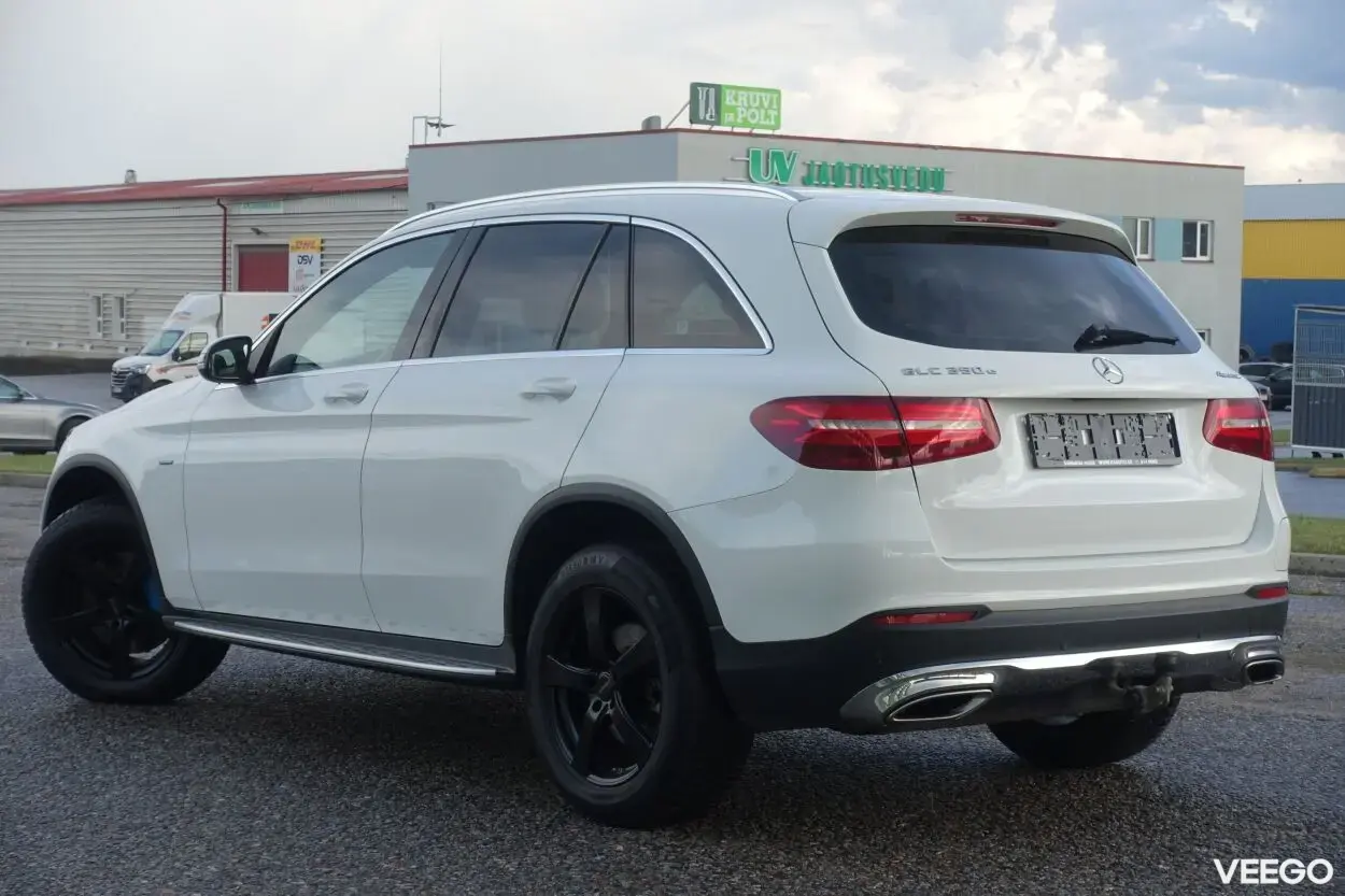 Mercedes-Benz GLC 350 E 4MATIC 2.0 155kW