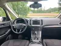 Ford S-MAX 2.0 132kW thumbnail