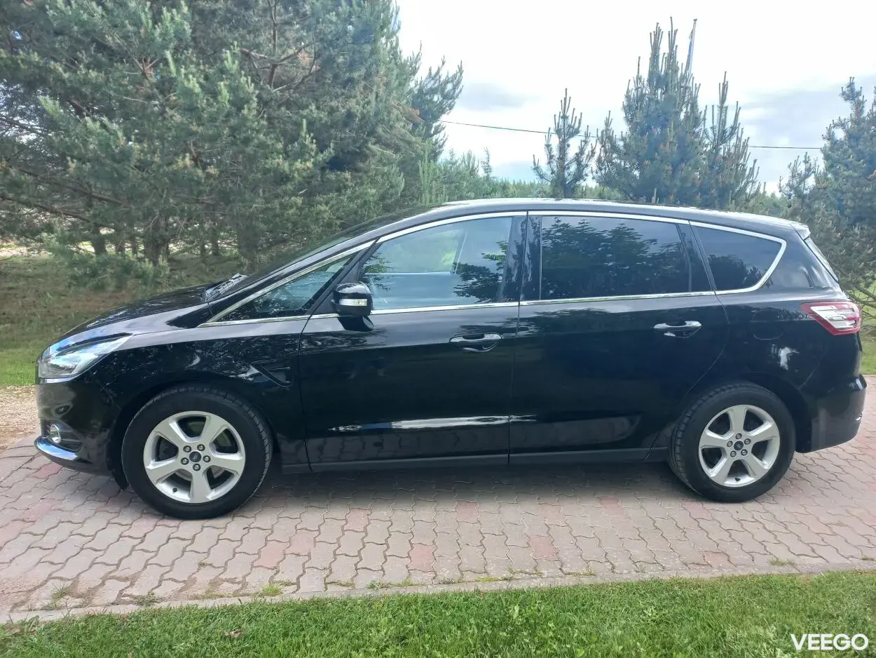 Ford S-MAX 2.0 132kW