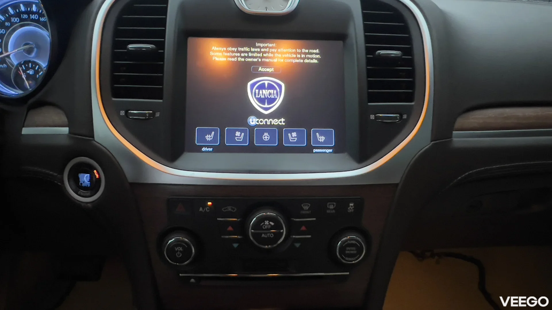 Lancia Thema 3.0 176kW