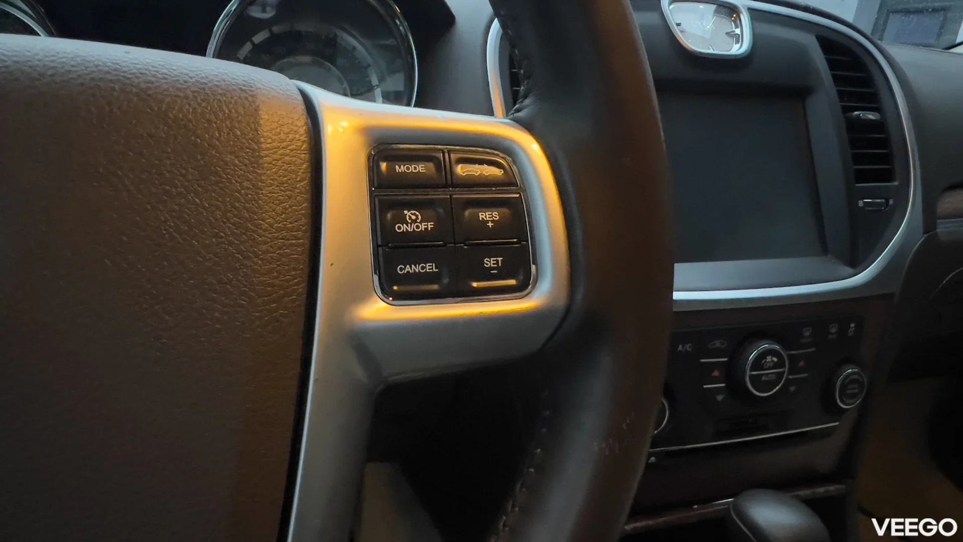 Lancia Thema 3.0 176kW