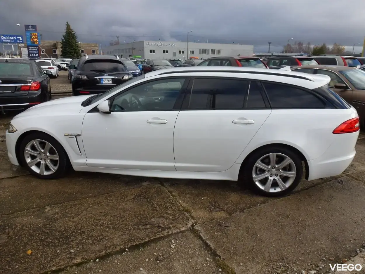 Jaguar XF R-STYLE 2.2 147kW