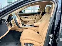 Bentley Flying Spur Azure V8 404kW thumbnail